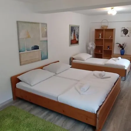 Unski Biser Apartment *